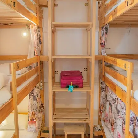 Vandrarhem Nest House Lisboa